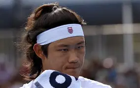 前中国男网一哥张之臻因伤退出温网连续退多站赛事将跌出前(中国男网张之臻)